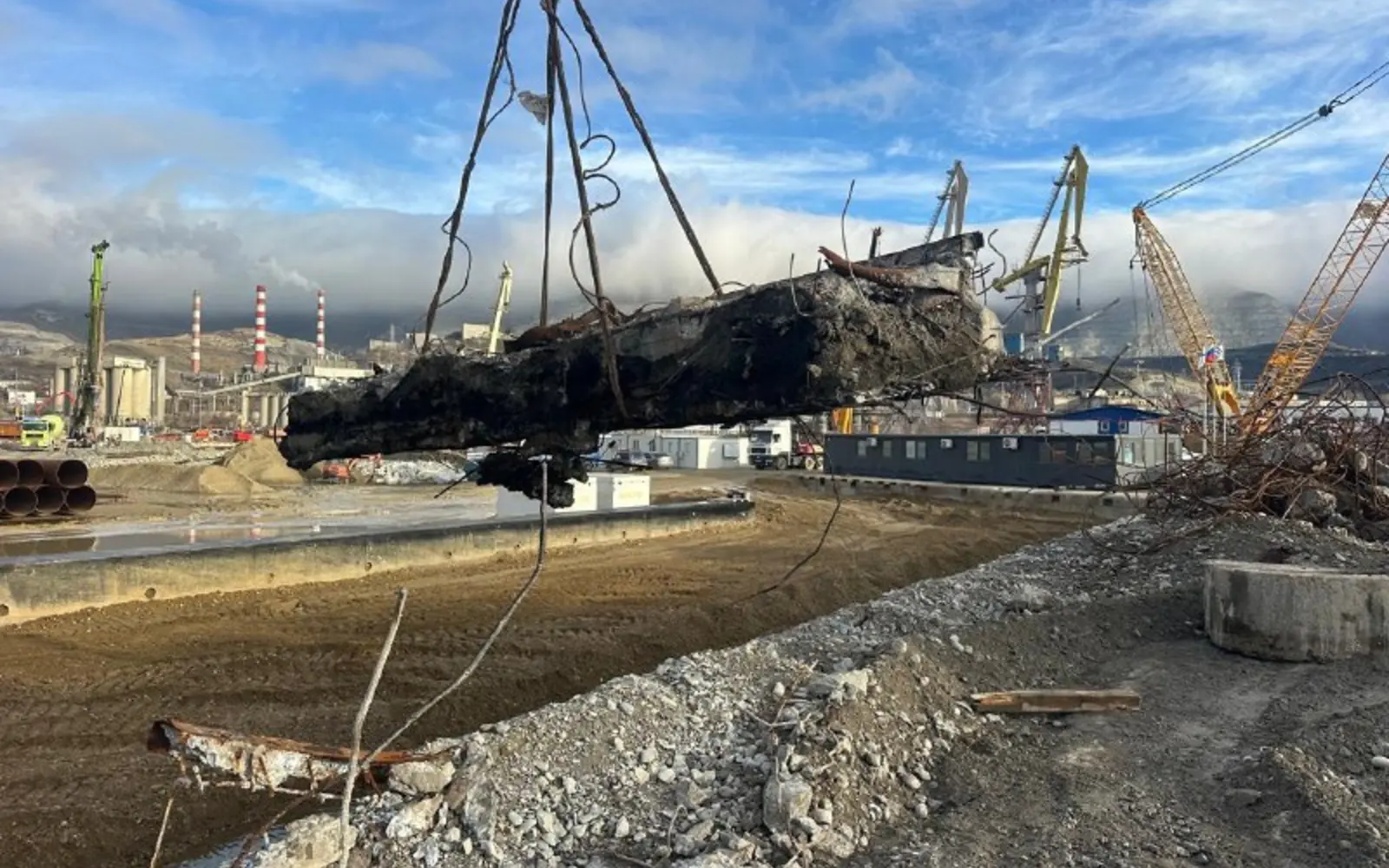 Демонтаж крупногабаритных железобетонных конструкций